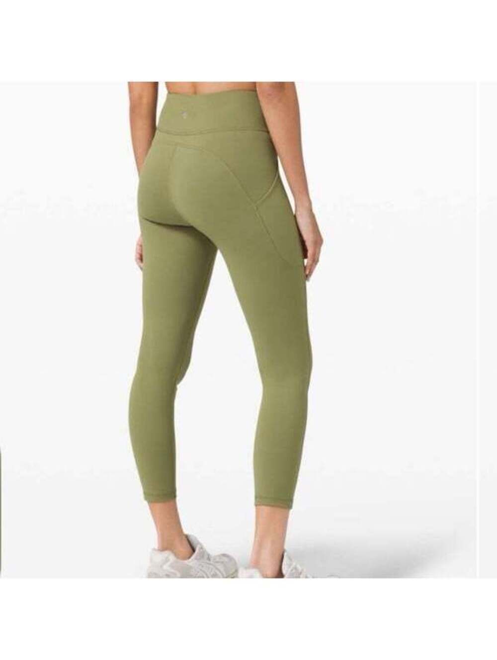 Lululemon Invigorate High-Rise Tight 25" size 6